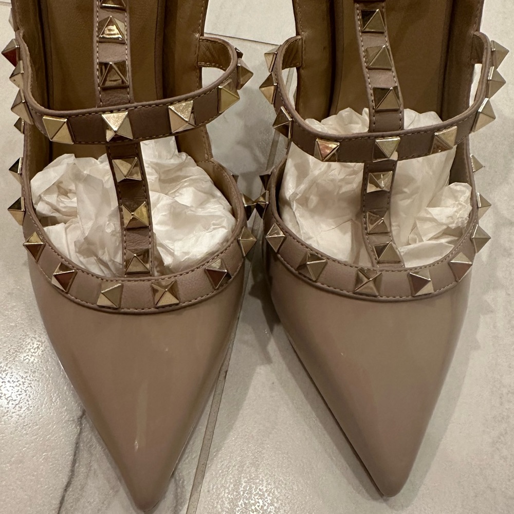 Authentic Valentino Nude Patent Rockstud Caged Pump Sz 39 - Picture 4 of 9